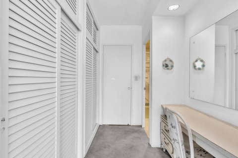 Copropriété à vendre à Fort Lauderdale, Floride: 2 chambres, 104.05 m2 № 2189107 - photo 18