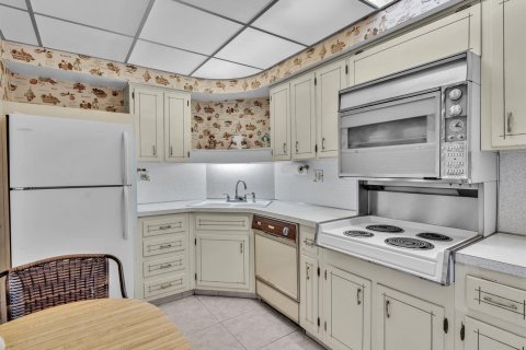 Copropriété à vendre à Fort Lauderdale, Floride: 2 chambres, 104.05 m2 № 2189107 - photo 11