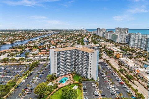 Copropriété à vendre à Fort Lauderdale, Floride: 2 chambres, 104.05 m2 № 2189107 - photo 22