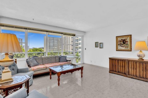 Copropriété à vendre à Fort Lauderdale, Floride: 2 chambres, 104.05 m2 № 2189107 - photo 3