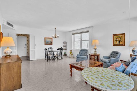 Copropriété à vendre à Fort Lauderdale, Floride: 2 chambres, 104.05 m2 № 2189107 - photo 8