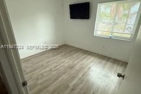 Снять в аренду виллу или дом в Хомстед, Флорида 3 спальни, 148.83м2, № 2004786 - фото 14