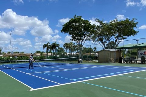 Купить кондоминиум в Маргит, Флорида 1 спальня, 66.89м2, № 2043610 - фото 14