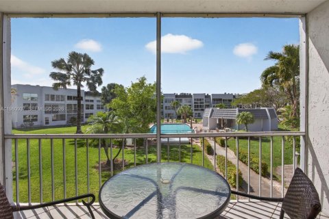 Купить кондоминиум в Маргит, Флорида 1 спальня, 66.89м2, № 2043610 - фото 8