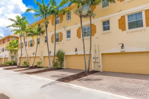Townhouse in Coconut Creek, Florida 4 bedrooms, 176.51 sq.m. № 1850488 - photo 21