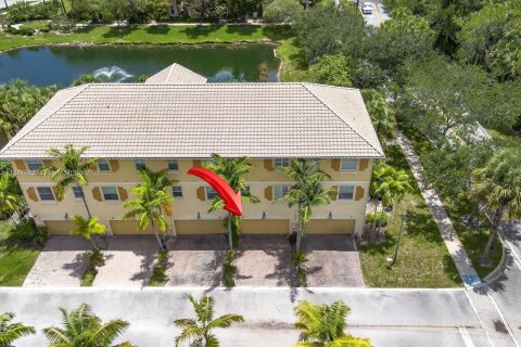 Townhouse in Coconut Creek, Florida 4 bedrooms, 176.51 sq.m. № 1850488 - photo 20