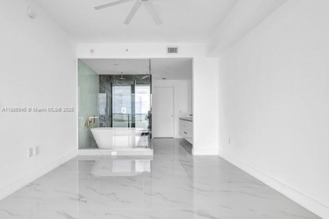 Copropriété à vendre à Miami, Floride: 2 chambres, 143.53 m2 № 1965032 - photo 17