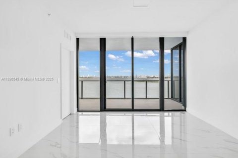 Copropriété à vendre à Miami, Floride: 2 chambres, 143.53 m2 № 1965032 - photo 5