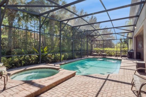 House in Orlando, Florida 4 bedrooms, 320.88 sq.m. № 2218282 - photo 9