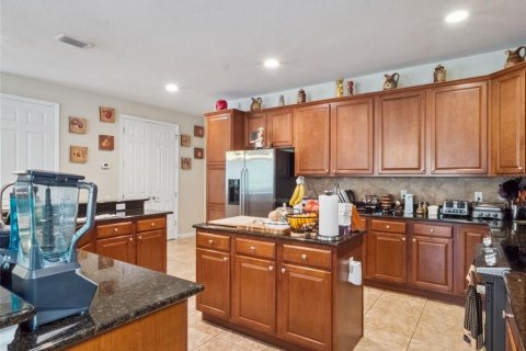 House in Orlando, Florida 4 bedrooms, 320.88 sq.m. № 2218282 - photo 17
