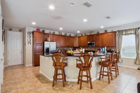 House in Orlando, Florida 4 bedrooms, 320.88 sq.m. № 2218282 - photo 15