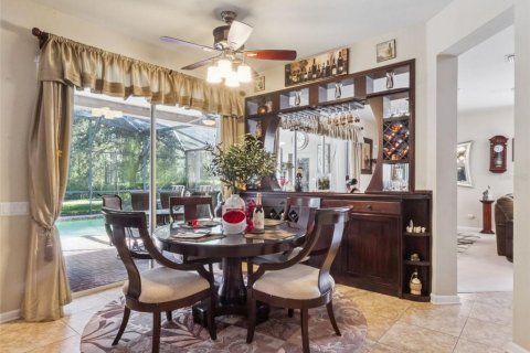 House in Orlando, Florida 4 bedrooms, 320.88 sq.m. № 2218282 - photo 19