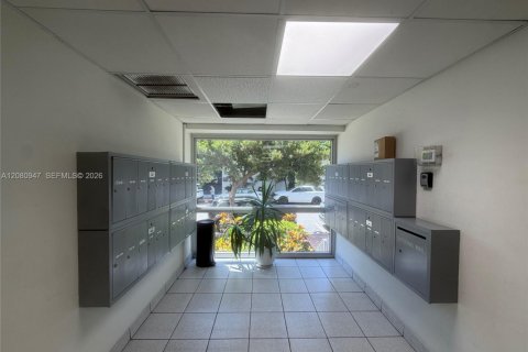Copropriété à louer à Miami Beach, Floride: 1 chambre, 78.5 m2 № 2340431 - photo 6