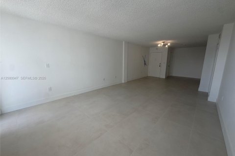 Copropriété à louer à Miami Beach, Floride: 1 chambre, 78.5 m2 № 2340431 - photo 10