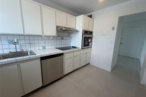 Copropriété à louer à Miami Beach, Floride: 1 chambre, 78.5 m2 № 2340431 - photo 26
