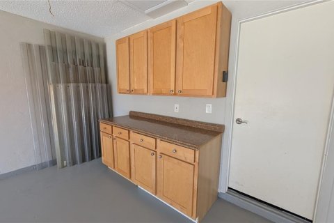 House in Sarasota, Florida 2 bedrooms, 139.17 sq.m. № 1620395 - photo 26