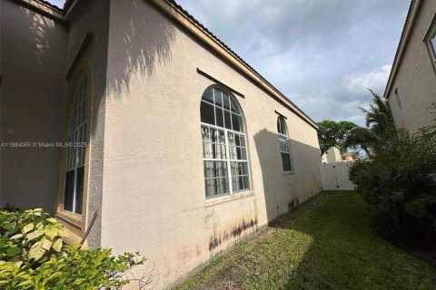 Купить виллу или дом в Ройял-Палм-Бич, Флорида 4 спальни, 272.76м2, № 1930091 - фото 30