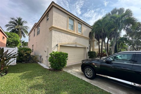 Villa ou maison à vendre à Royal Palm Beach, Floride: 4 chambres, 272.76 m2 № 1930091 - photo 1