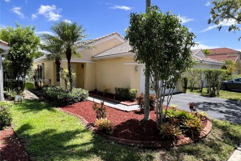 House in Weston, Florida 3 bedrooms, 125.7 sq.m. № 1979732 - photo 4