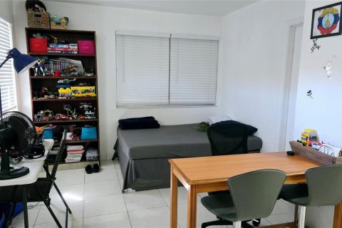 Appartement à louer à Hollywood, Floride: 1 chambre, 39.02 m2 № 2357340 - photo 4