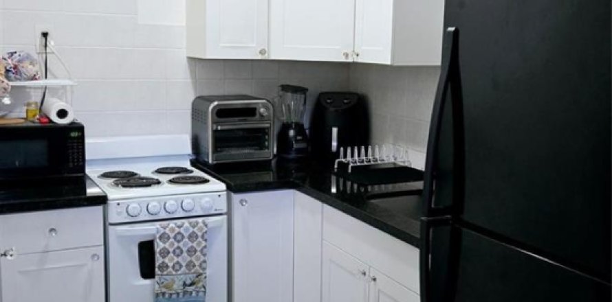Appartement à Hollywood, Floride 1 chambre, 39.02 m2 № 2357340