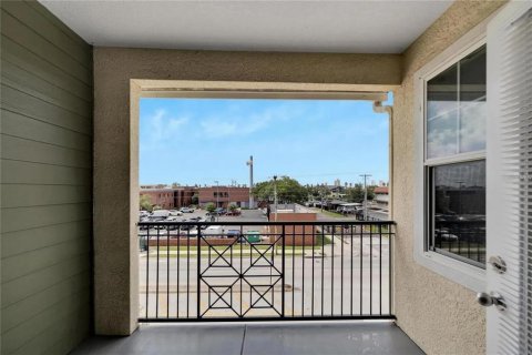 Copropriété à vendre à Tampa, Floride: 1 chambre, 101.91 m2 № 2208831 - photo 10