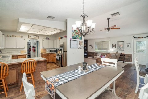 Villa ou maison à vendre à North Port, Floride: 3 chambres, 155.8 m2 № 1904951 - photo 13