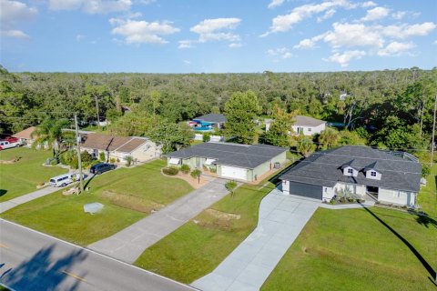 Villa ou maison à vendre à North Port, Floride: 3 chambres, 155.8 m2 № 1904951 - photo 28