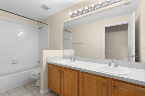 Villa ou maison à vendre à Tampa, Floride: 4 chambres, 203.92 m2 № 2196038 - photo 14