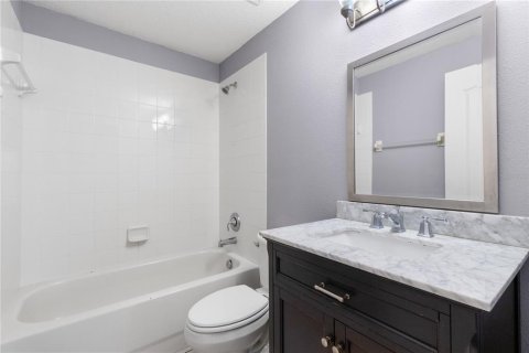 Villa ou maison à vendre à Tampa, Floride: 4 chambres, 203.92 m2 № 2196038 - photo 15