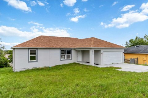 Villa ou maison à vendre à Deltona, Floride: 3 chambres, 270.9 m2 № 2201315 - photo 2