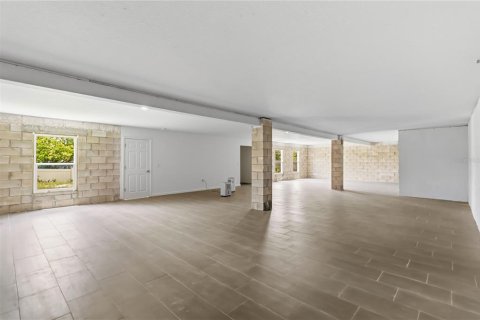 Villa ou maison à vendre à Deltona, Floride: 3 chambres, 270.9 m2 № 2201315 - photo 21
