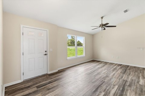 Villa ou maison à vendre à Deltona, Floride: 3 chambres, 270.9 m2 № 2201315 - photo 4