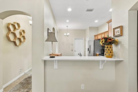 Townhouse in Pinellas Park, Florida 2 bedrooms, 117.89 sq.m. № 2425870 - photo 18