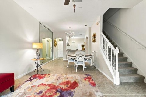 Townhouse in Pinellas Park, Florida 2 bedrooms, 117.89 sq.m. № 2425870 - photo 10