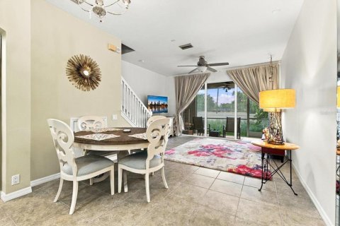 Townhouse in Pinellas Park, Florida 2 bedrooms, 117.89 sq.m. № 2425870 - photo 7