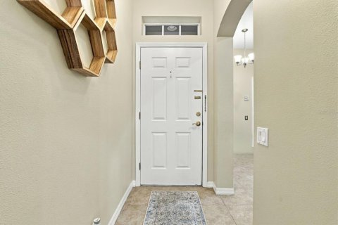 Townhouse in Pinellas Park, Florida 2 bedrooms, 117.89 sq.m. № 2425870 - photo 6