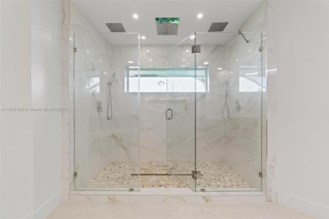 Casa en venta en Delray Beach, Florida, 5 dormitorios, 395.48 m2 № 1839124 - foto 23