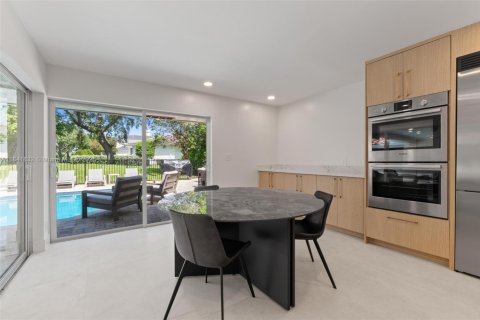 Casa en venta en Delray Beach, Florida, 5 dormitorios, 395.48 m2 № 1839124 - foto 13