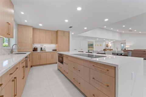 Casa en venta en Delray Beach, Florida, 5 dormitorios, 395.48 m2 № 1839124 - foto 1