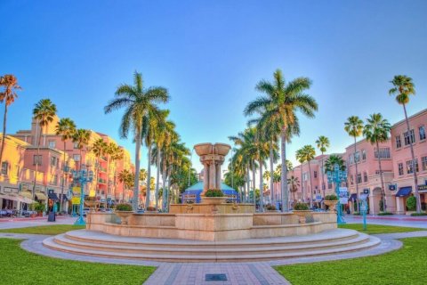 Condominio en alquiler en Boca Raton, Florida, 2 dormitorios, 85.28 m2 № 1009680 - foto 1