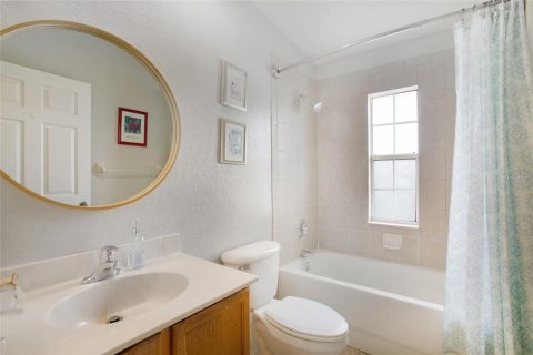 Condo in Kissimmee, Florida, 3 bedrooms  № 2093952 - photo 13