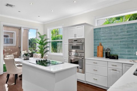 Villa ou maison à vendre à Longboat Key, Floride: 3 chambres, 310.39 m2 № 2408995 - photo 16