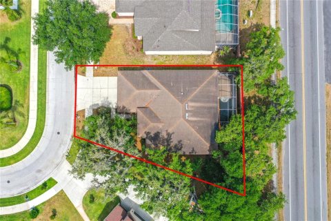 House in Valrico, Florida 4 bedrooms, 252.69 sq.m. № 2094925 - photo 28