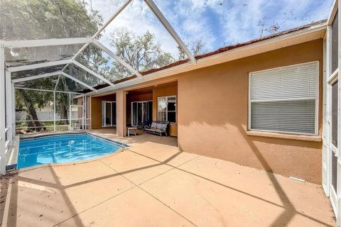 House in Valrico, Florida 4 bedrooms, 252.69 sq.m. № 2094925 - photo 23