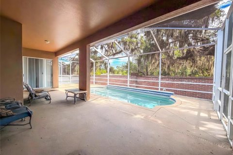 House in Valrico, Florida 4 bedrooms, 252.69 sq.m. № 2094925 - photo 22