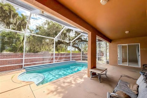 House in Valrico, Florida 4 bedrooms, 252.69 sq.m. № 2094925 - photo 24
