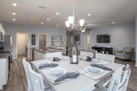 House in Lakeland, Florida 4 bedrooms, 188.5 sq.m. № 1902845 - photo 10