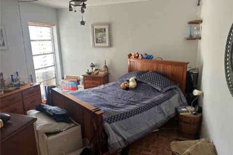 Condo in Oakland Park, Florida, 1 bedroom  № 1927788 - photo 9