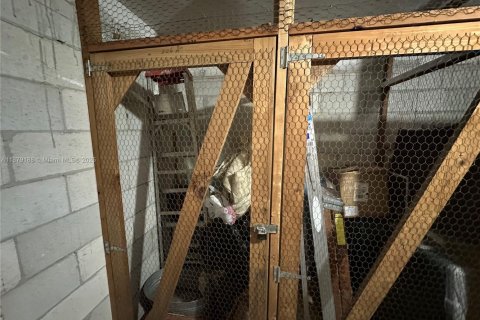 Condo in Oakland Park, Florida, 1 bedroom  № 1927788 - photo 21